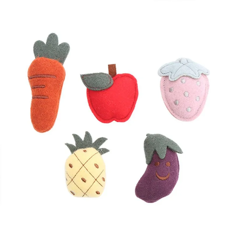 

Dog Catnip Toys Plush Simulation Vegetable and Fruit Shape Dog Toys Stuffed Squeaking Pet Toy For Cats Training Pet Product