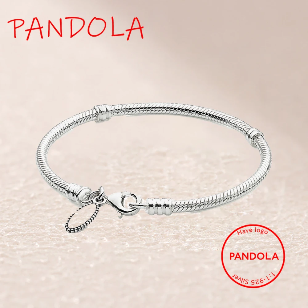 

590700HV Silver Charm Bracelet With Lobster Clasp