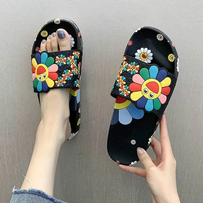 

Women Slippers Summer Girl Cute Sunflower Campus Style Slippers Beach Outdoor High-quality Woman Sandals Indoor Home Slides