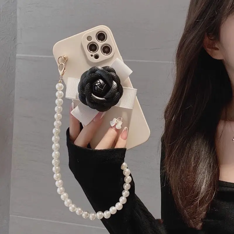 Camellia Pearl Bracelet Chain Liquid Phone Case For Samsung Galaxy S23 S22 S21 S20 Plus + Ultra FE S10 S9 S8 Note 8 9 10 20 Pro