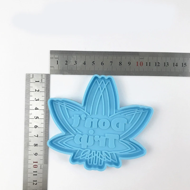 

Maple Leaf Coaster Epoxy Resin Mold Keychain Silicone Mould DIY Crafts Storage Box Mold Home Decorations Casting Tool