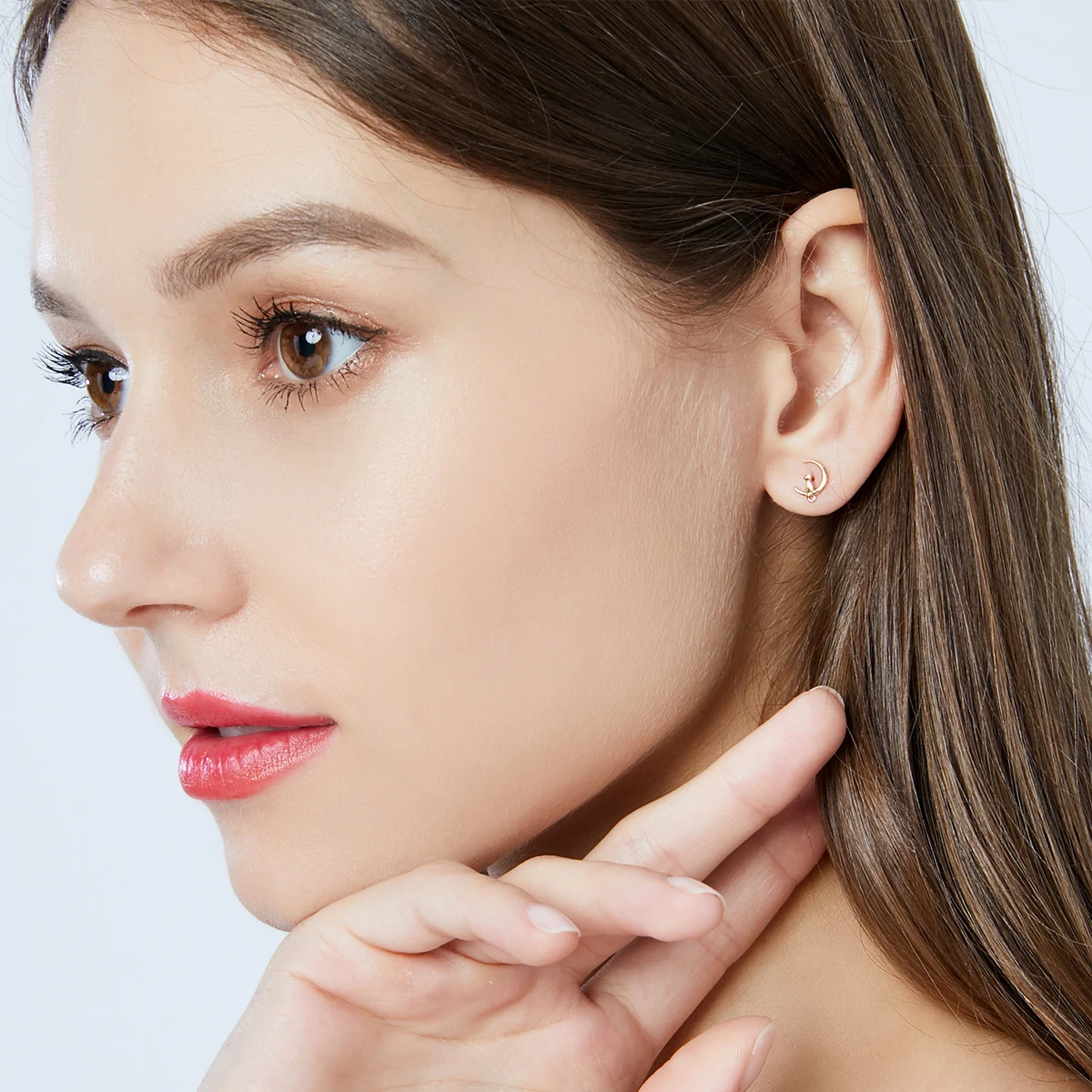 

PAG&MAG Cute Cat on Moon Solid 14K Gold 585 Stud Earrings for Women Wedding Engagement 14K Yellow Gold Pendientes E14050