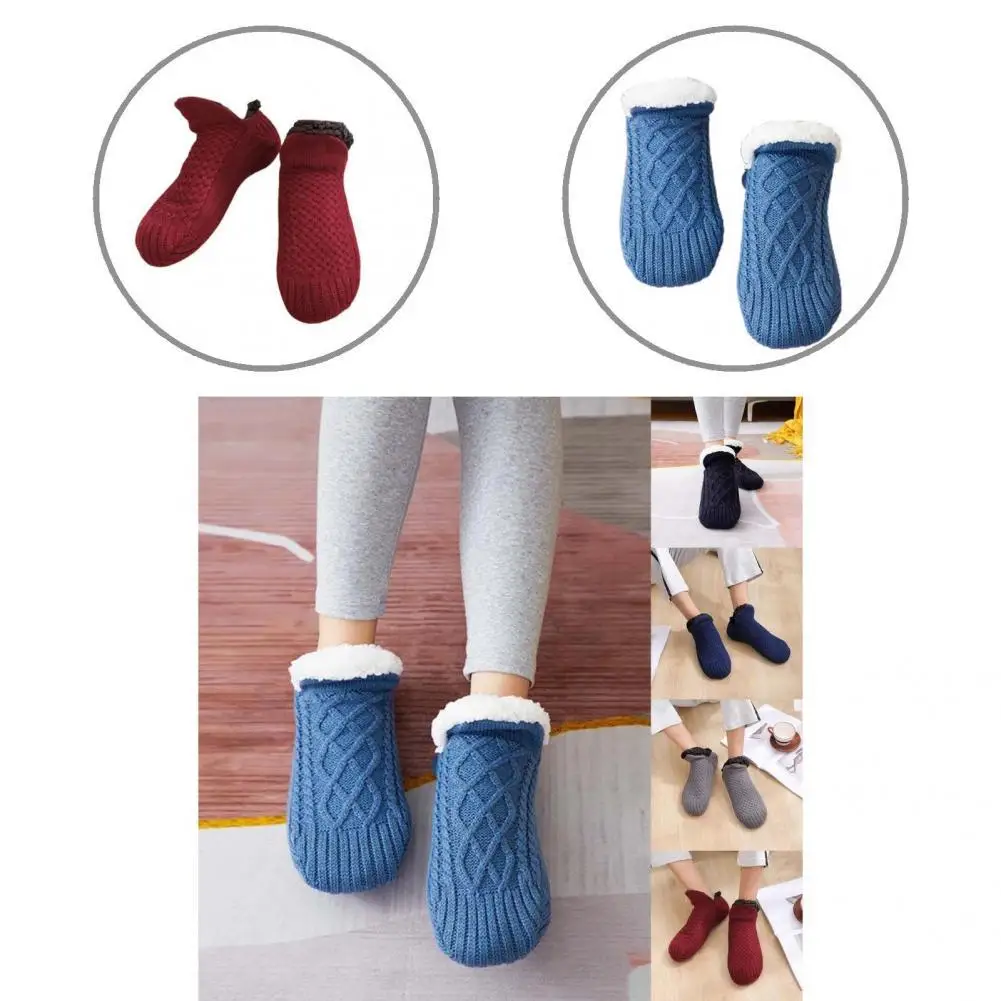 

Fine Craftsmanship V-shaped Design Non-slip Plush Floor Sock Shoes for Gift