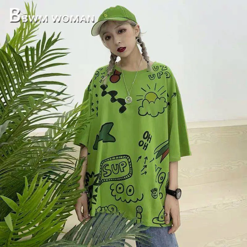 Женская футболка с фруктовым принтом авокадо зеленая круглым вырезом в стиле