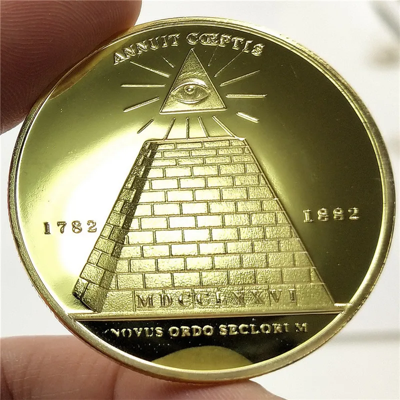 

European and American Beliefs Gold Badge Freemason Freemasonry Eye Pyramid Commemorative Coin