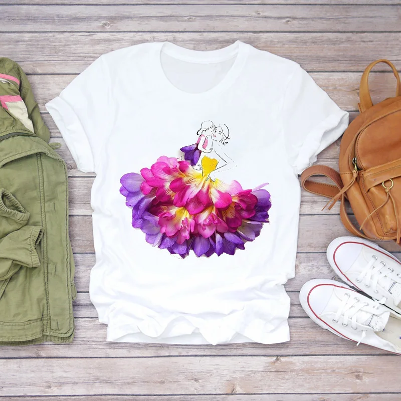 

Футболка женская с цветочным принтом, милая рубашка в стиле 90-х с принтом для мамы и девушки, топ с графическим принтом