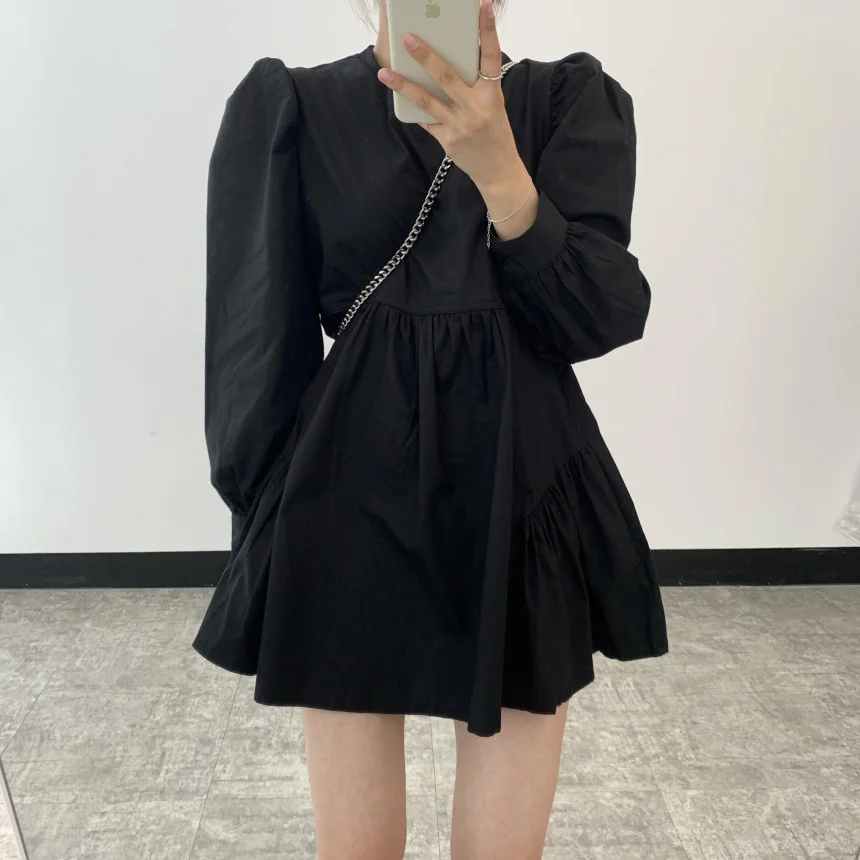 

Женское платье с круглым вырезом, свободного покроя