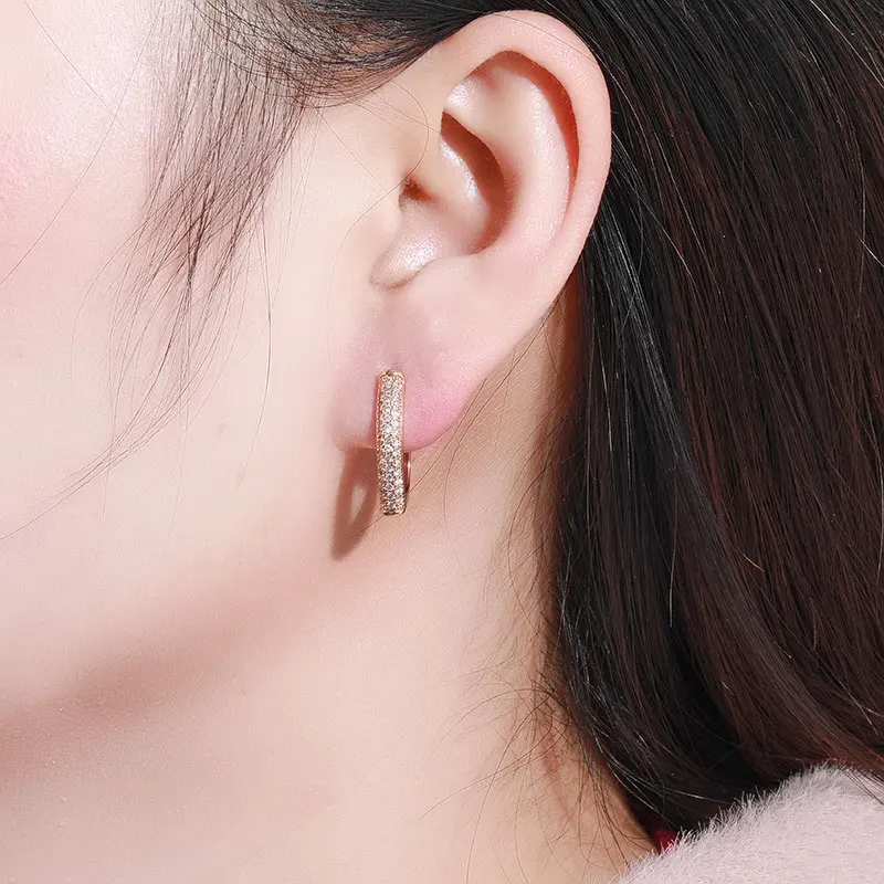 Женские серьги гвоздики u образной формы MAIKALE корейские золотистые с фианитом