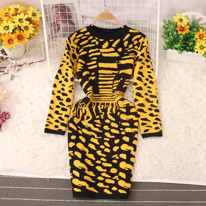 

Женская жаккардовая облегающая юбка контрастных цветов с леопардовым принтом