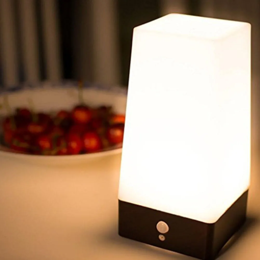 

Eco-friendly Bedside Home Battery Operated Hallway Nightlight LED Bulb Wireless PIR Motion Sensor Table Energy Saving
