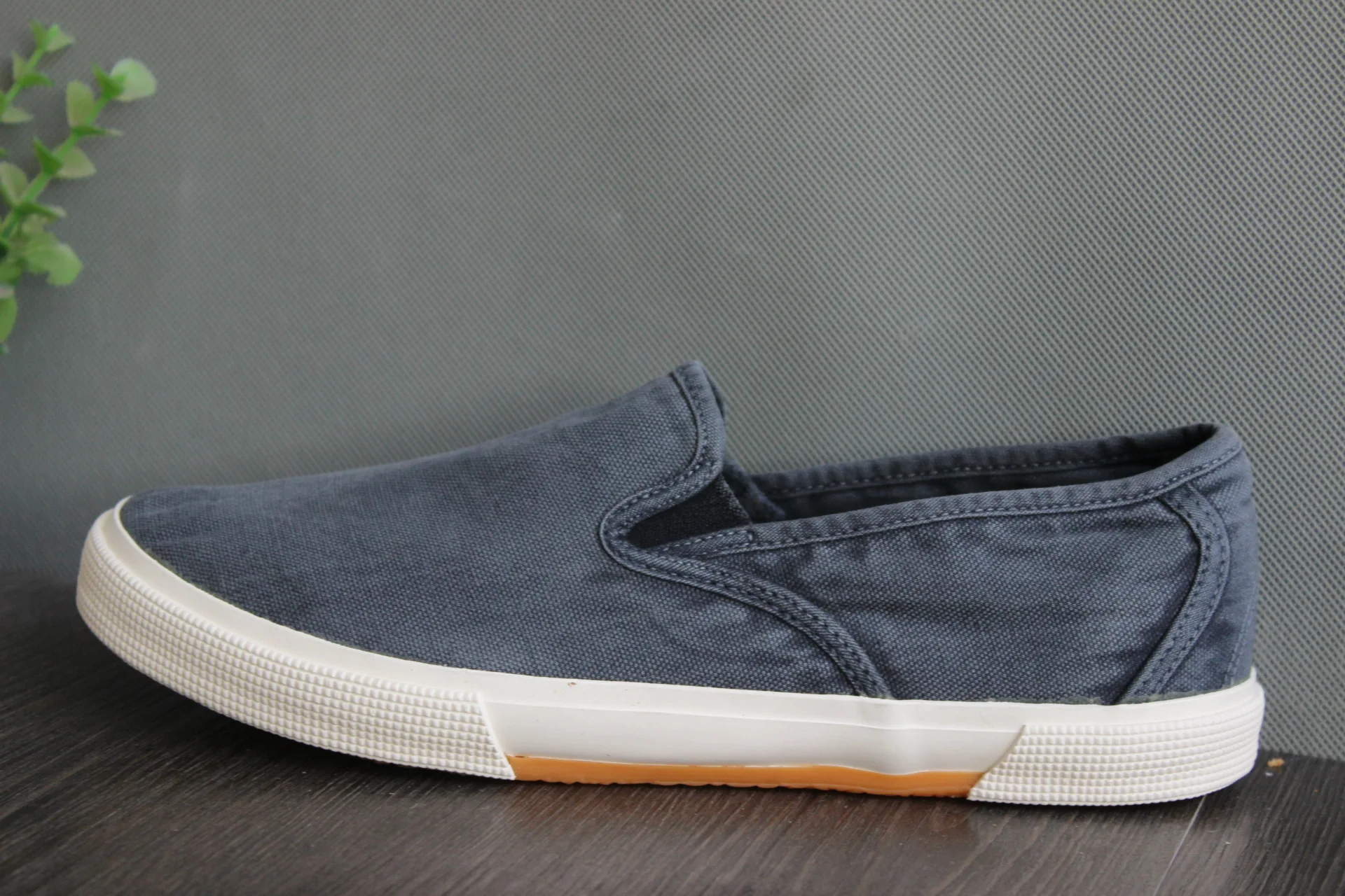 

2019 Mens Shoes Casual Male Breathable Canvas Shoes Men Chinese Fashion Soft Slip On Espadrilles For Men Loafers X4-87