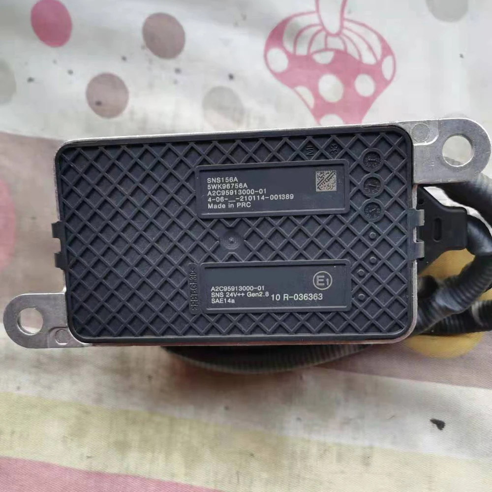 

5WK96756 5WK96756A оригинальный новый датчик кислорода азота для двигателя Cummins