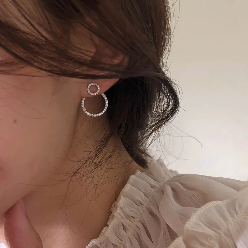 

Двойные серьги-гвоздики в виде колец с Стразы Съемная с двумя способами носки дизайн круглые серьги-гвоздики 2020 новый серьги для женщин