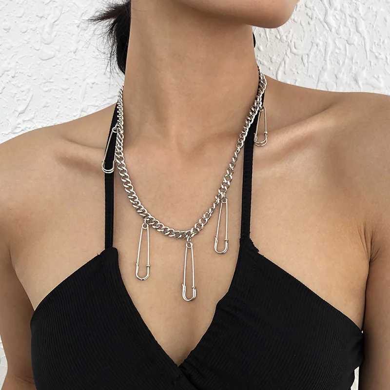 

Ladies Retro Geometric Pin Necklace Hip Hop Creative Clavicle Chain Simple Alloy Thick Chain Girl Party New Fashion Accessories