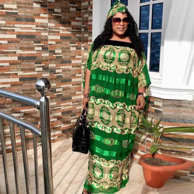 Женское длинное платье с рукавами летучая мышь зеленое блестящее в стиле Анкары