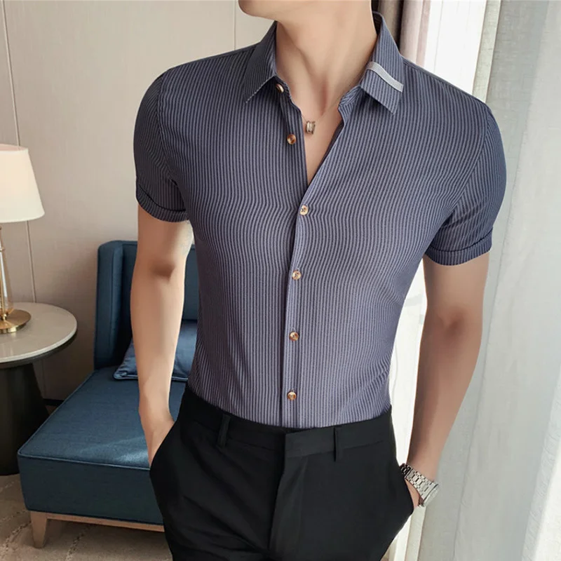 

2021 White Simple Man Shirts High Quality Summer New British Business Slim Fit Short Sleeve Shirt Mens Stripe Shirt Moda Hombre