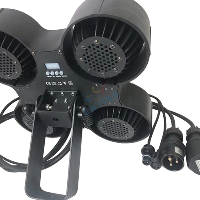 للبيع 4 قطعة رحلة حالة DJ معدات الإضاءة 4*100w COB Led الباردة الدافئة الأبيض 2in1 4 عيون للماء أضواء للمسرح