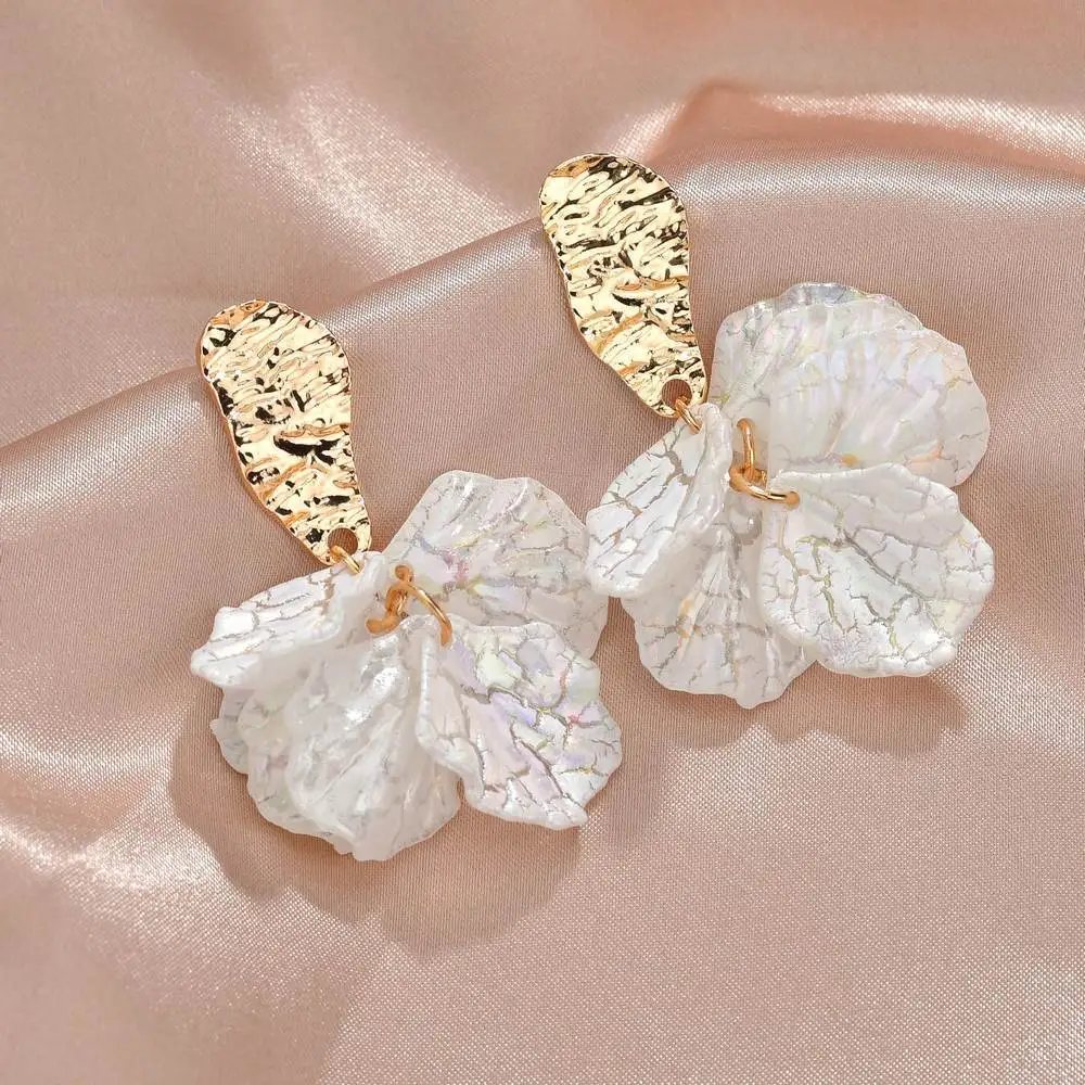 2019 новые модные корейские висячие серьги с белыми ракушками и лепестками цветов