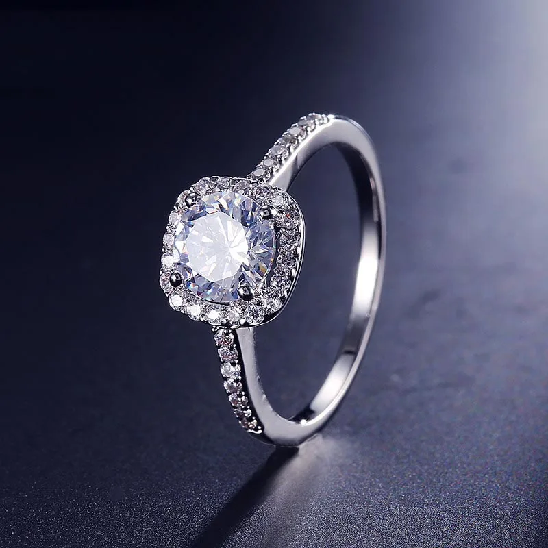 Женское серебряное кольцо с камнями Cellacity Трендовое ювелирное изделие 925 пробы