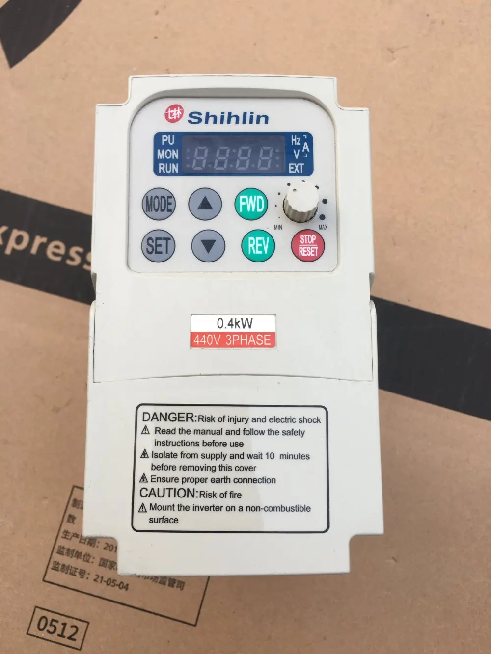 

H3400A01D5K3058 1,5 кВт 380 В, используется один, 85% внешний вид Новый, тестовые товары, бесплатная доставка