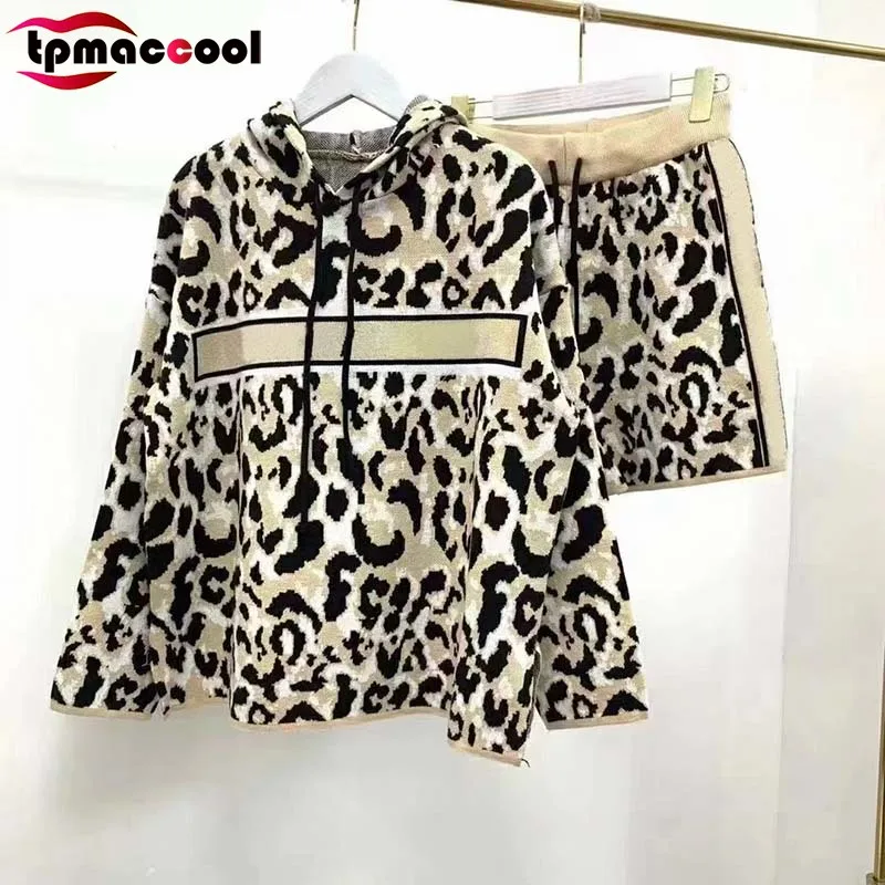 

Designer fashion Fall branded Clothes Two Pieces Set Outfits for Women Leopard Print Knited Hooded Sweatshirt high waist Shorts