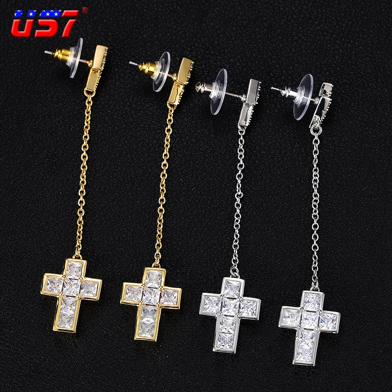 

Серьги-подвески Серебряного и золотого цвета с фианитами