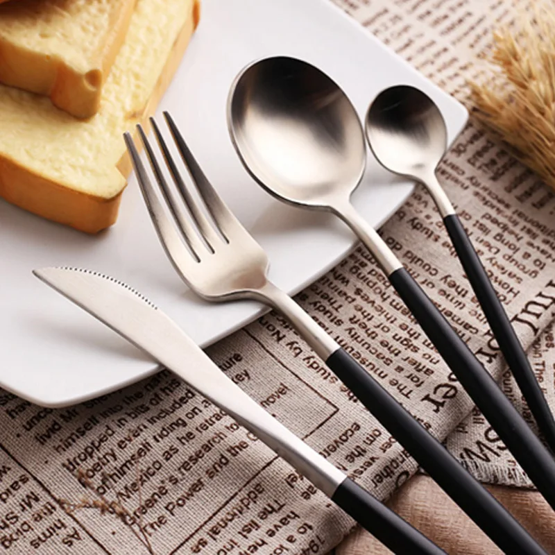 Горячие столовые приборы из нержавеющей стали черные Серебряные Столовые вилка