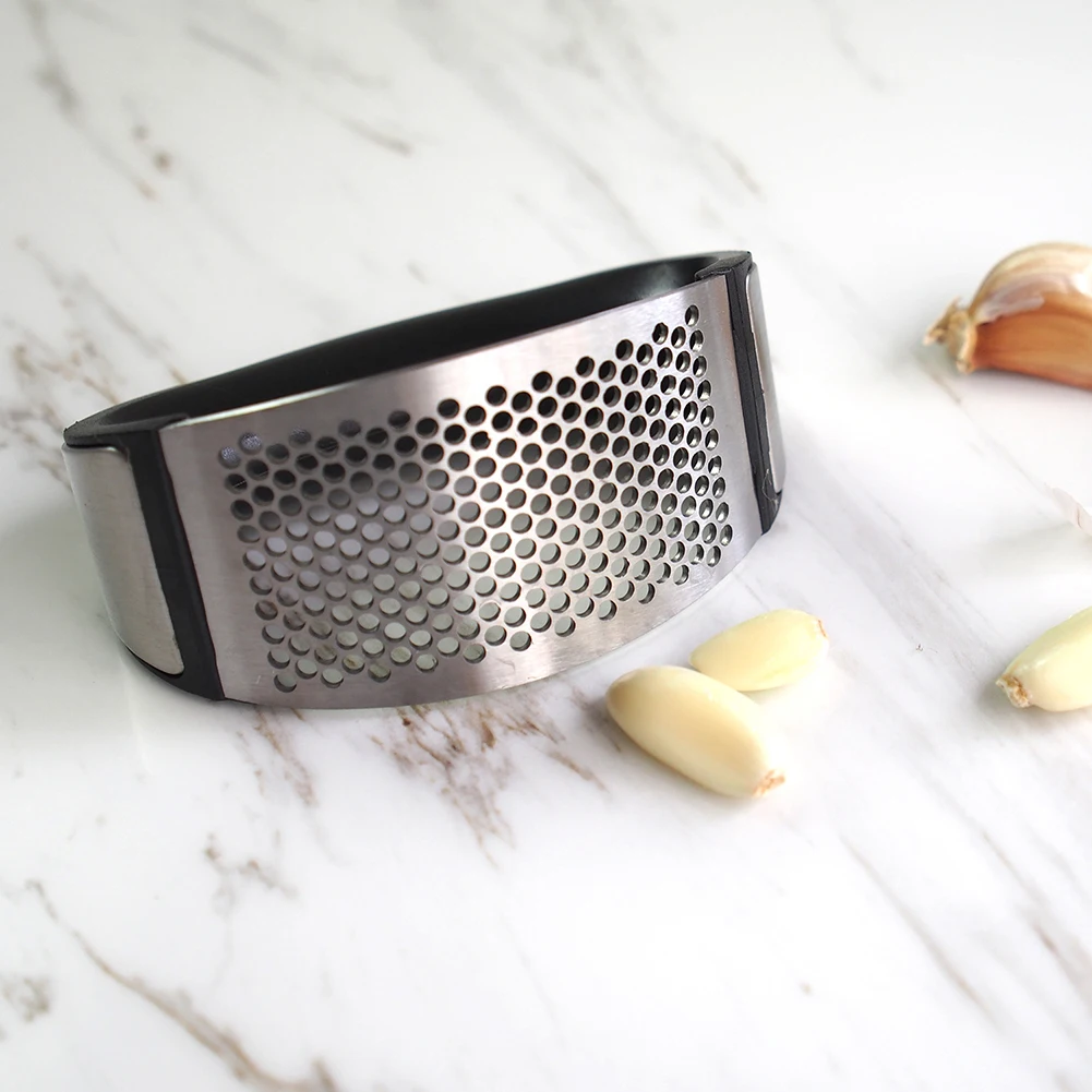 

Stainless Steel Garlic Presses Manual Garlic Mincer Slicer With Handle Garlic Crusher Squeezer Vegetable Tool Kitchen Gadgets