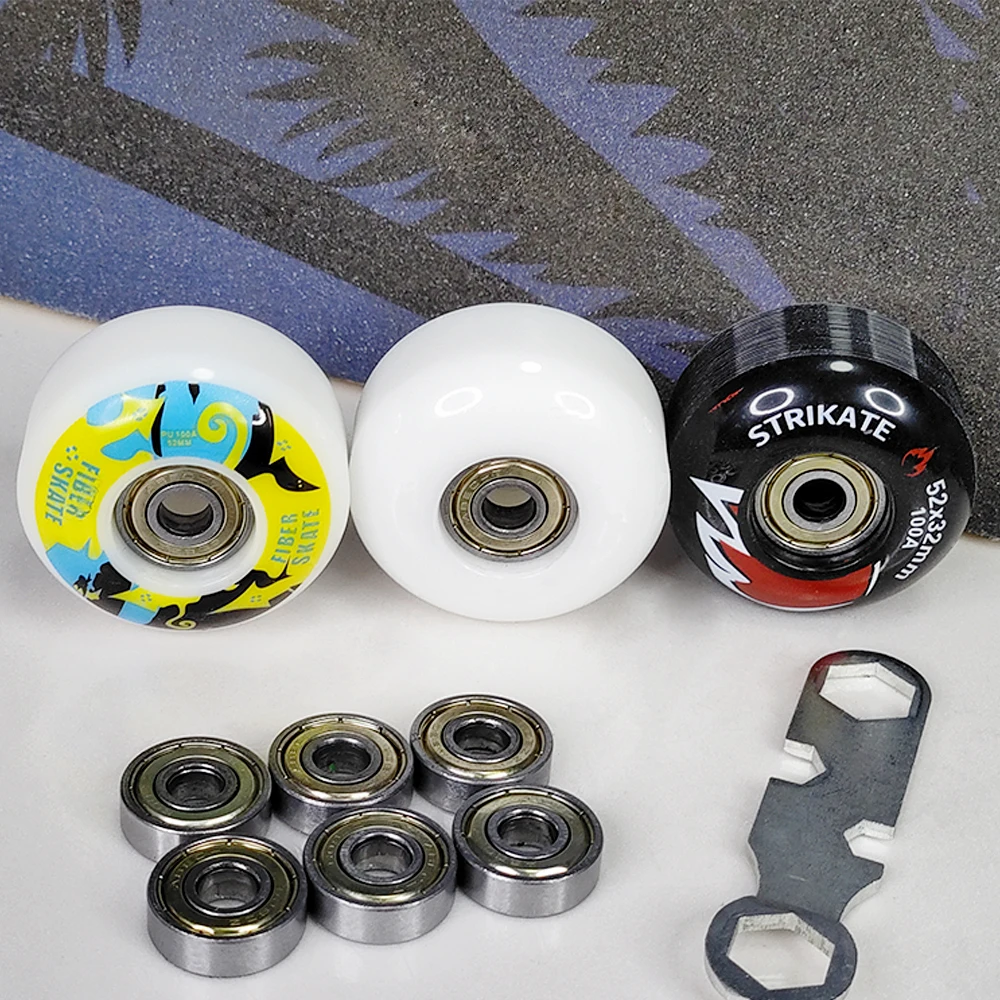 

Ewin 4pcs High Speed Wear Resistant Skateboard Scooter Inline Bearings Longboard Accessories ABEC 11 silver seal Bearing spacers