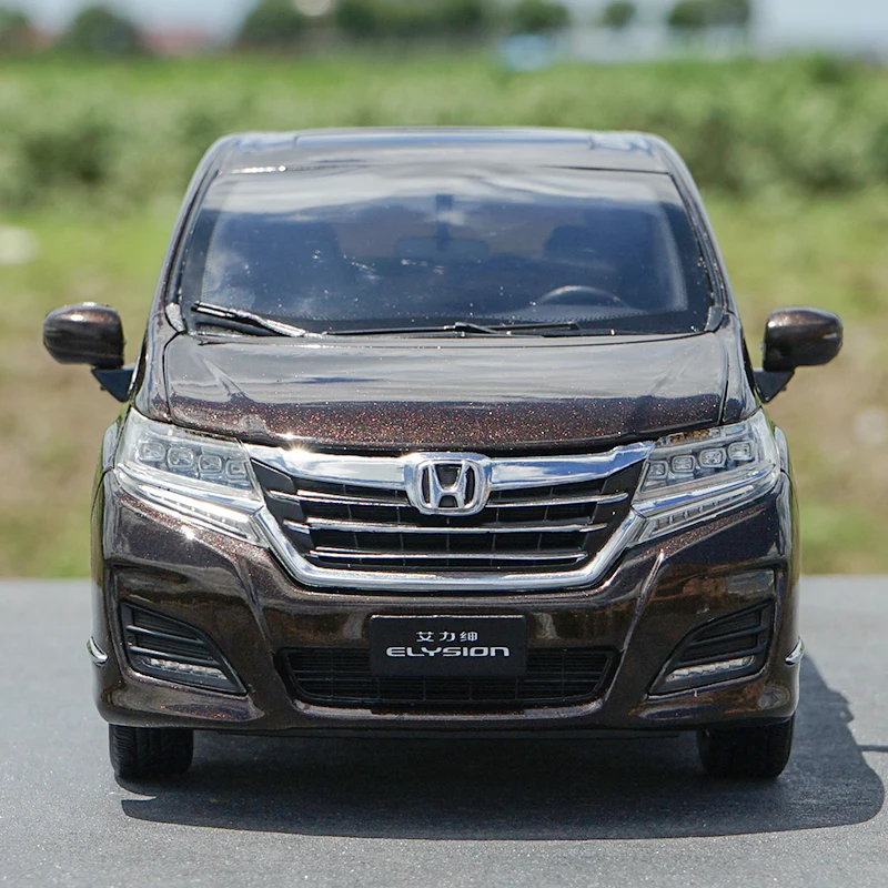 Оригинальная модель автомобиля с литым давлением в масштабе 1:18 Honda MPV Elysion 2016
