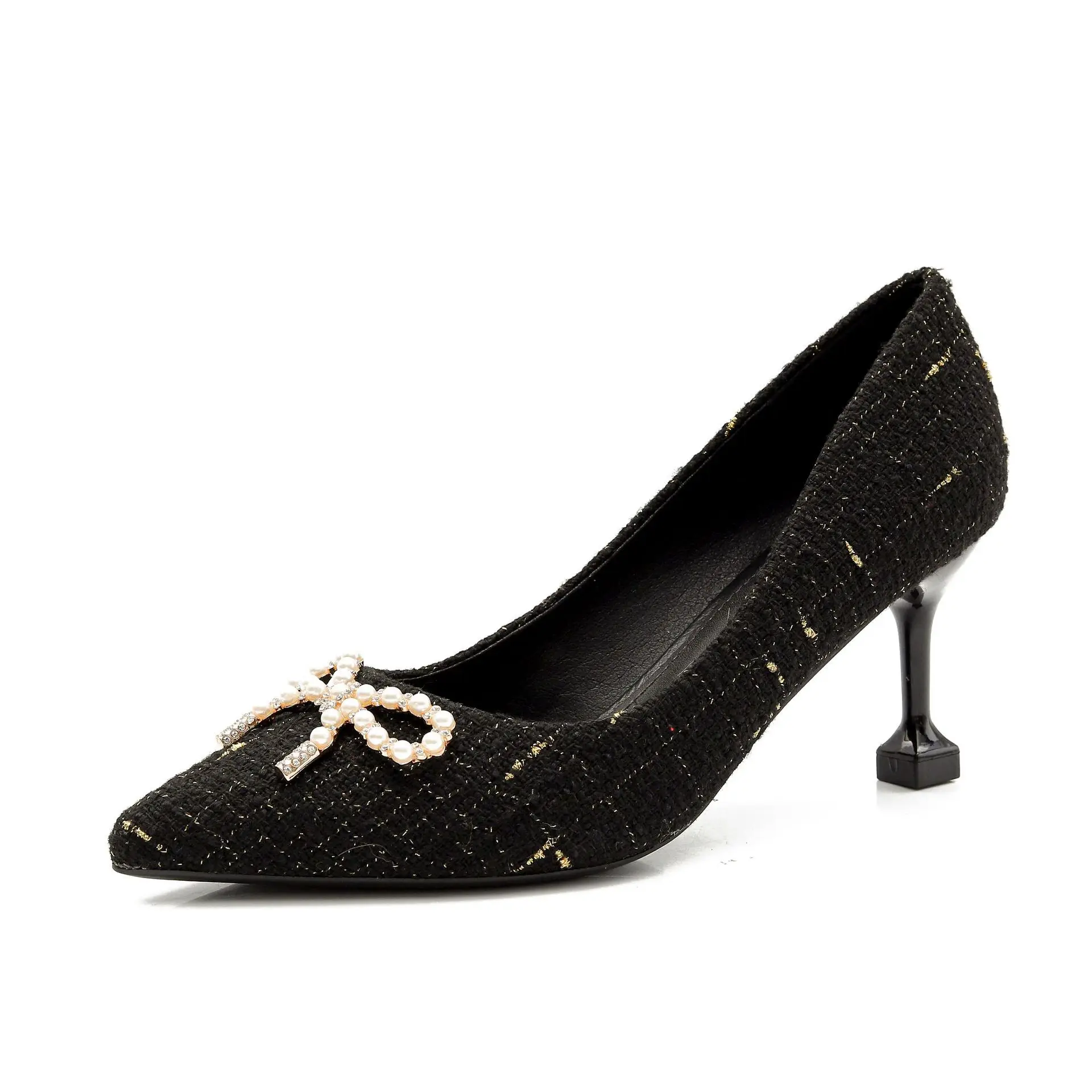 

pointed women's high heeled shoes in autumn and winter