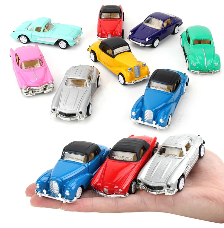 Детский игрушечный автомобиль костюм 1: 64 детские игрушки маленький сплав автомобиль ретро-автомобиль 8 шт./компл. оттяните назад с игровой коврик