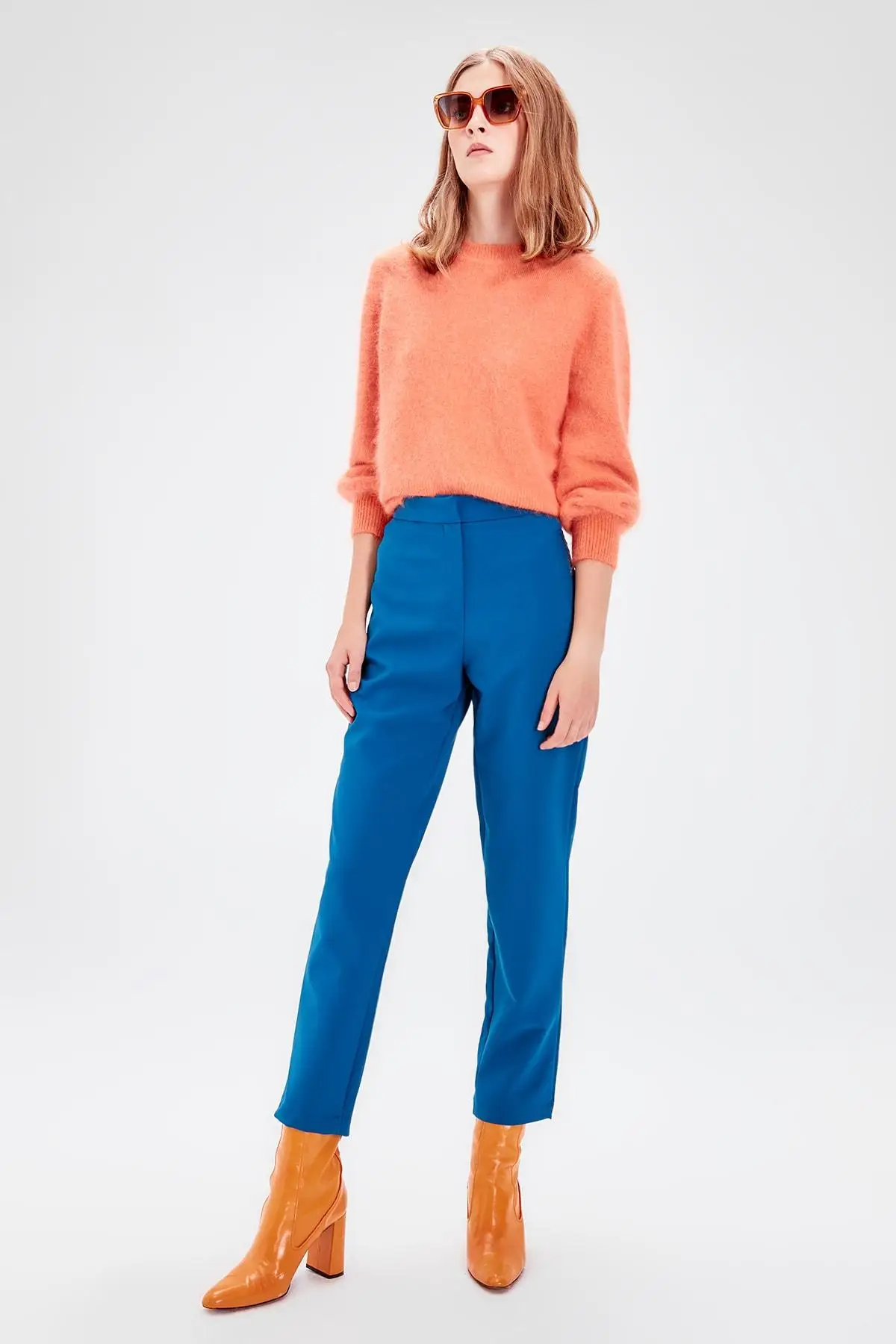 Trendyol бензиновые узкие брюки с колокольчиками TWOAW20PL0060