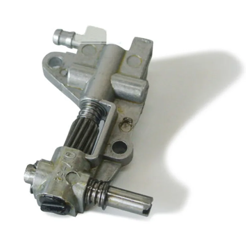 

Oil Drive Pump For Chinese Chainsaw 4500 5200 5800 45/52/ 58cc Tarus Garden Mowing Saw Accessories