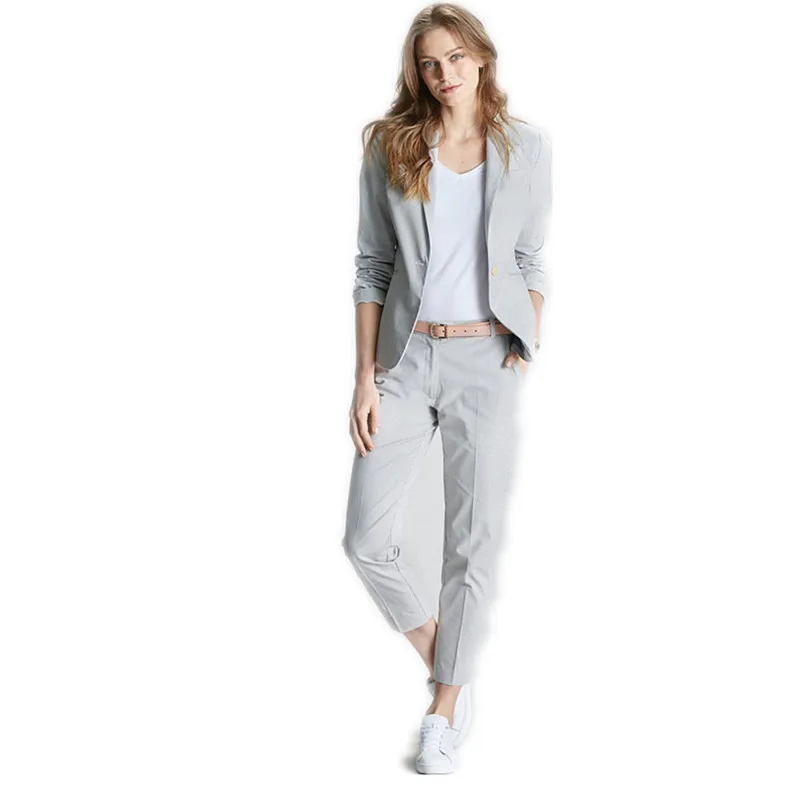 Женский деловой костюм с брюками элегантный серый пиджак длинным рукавом и брюки