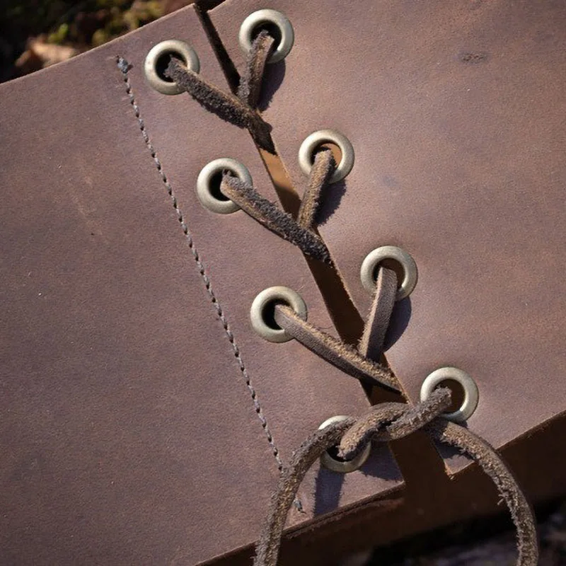 Кожаный пояс в средневековом стиле для косплея |