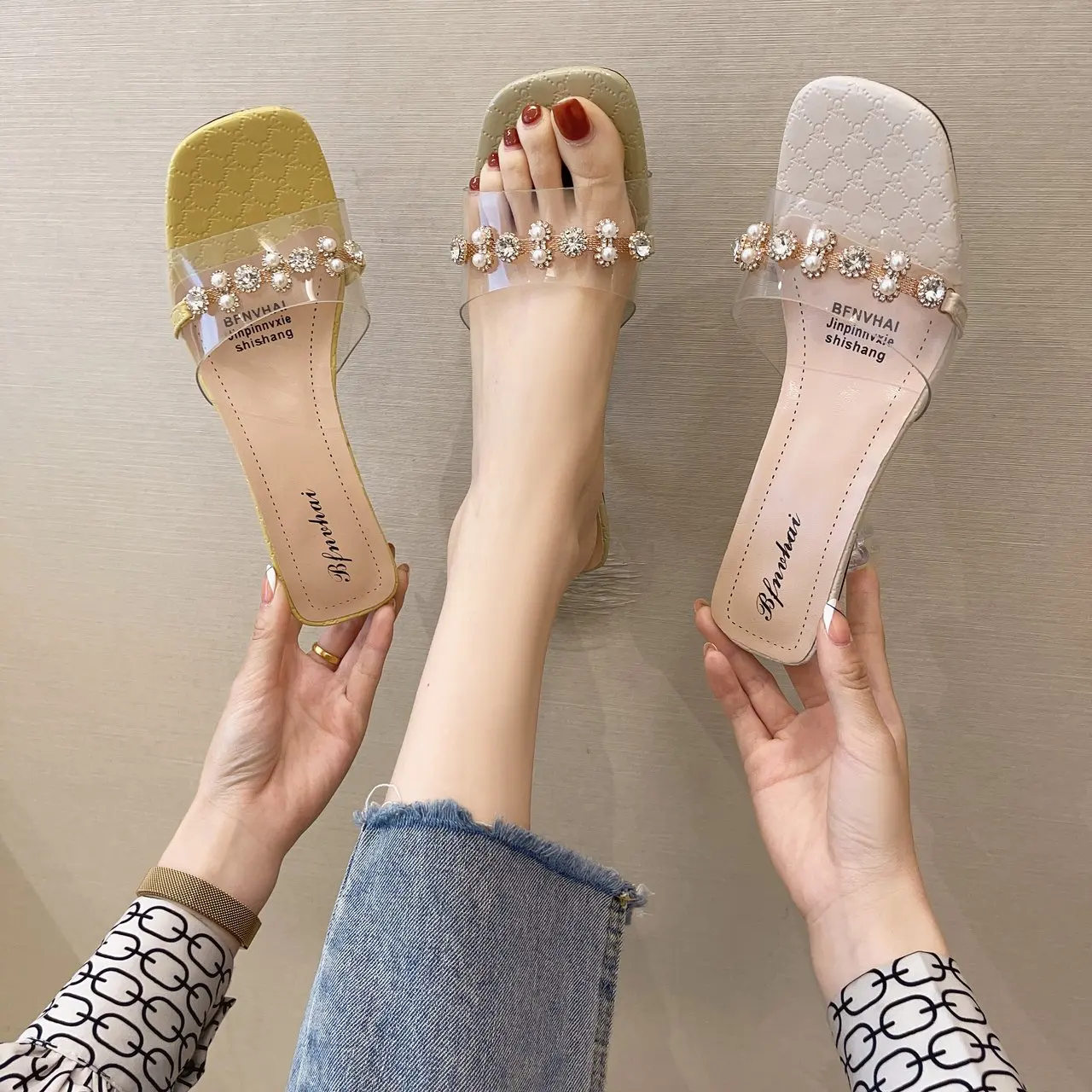 

Net red sandals and slippers for women's outer wear 2021 new summer sexy fashion rhinestone transparent crystal high heels