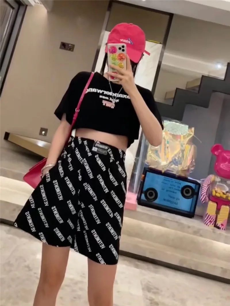 

2020ss VETEMENTS Black Full Logo Shorts Men Women 1:1 High Quality VETEMENTS Shorts VTM Breechcloh breechcloth