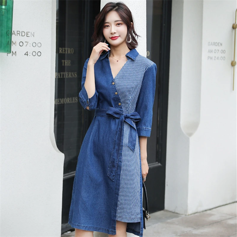 Женское джинсовое платье элегантное с v-образным вырезом и рукавами модель K236