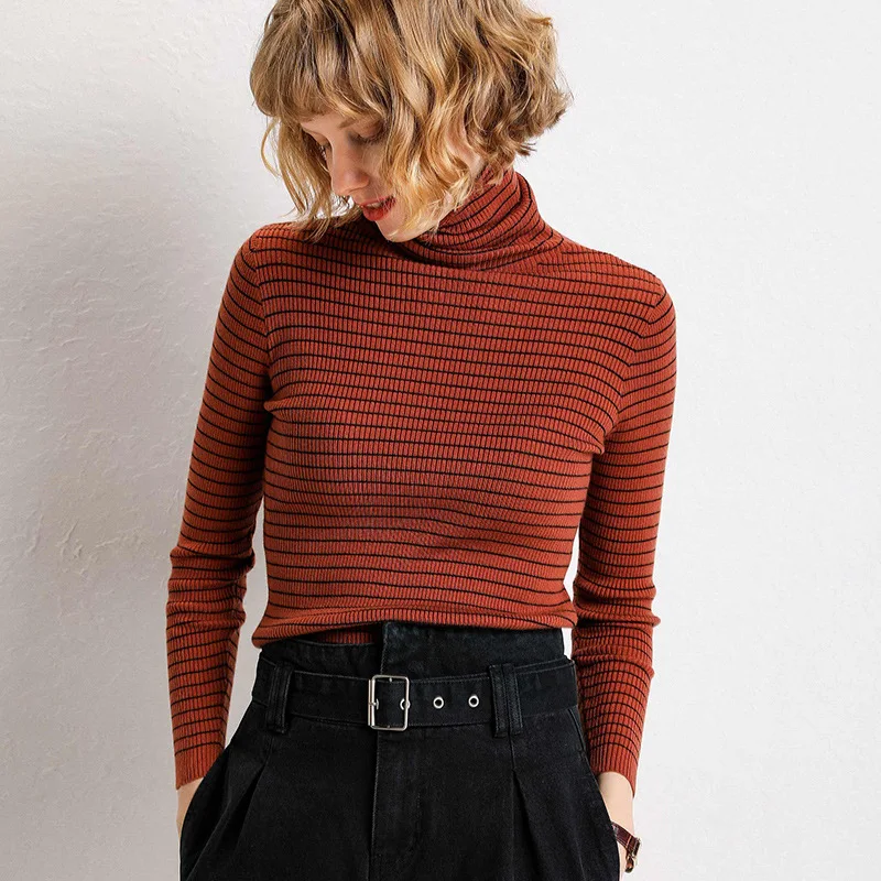 Женский вязаный свитер Sherhure белый облегающий в полоску с длинным рукавом и