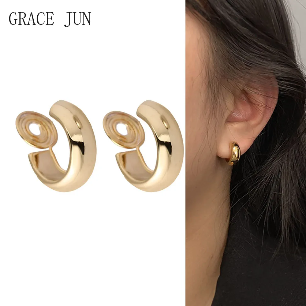 GRACE JUN Vintage Gold Color Minimalist C Shape Clip on Hoop Earrings Non Pierced Cute Earring for Women Party Charm Jewelry New