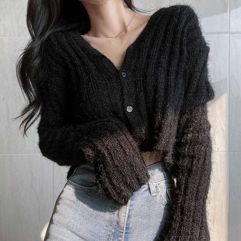 

ZCSMLL Lazy Style V-neck Single-breasted Thickened Warm Loose Long-sleeved Sweater Sweater Women 2021 Autumn Winter New