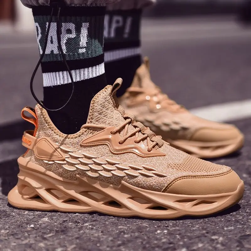 

2020 new summer and autumn sports cool breathable shoes men's sports shoes outdoor sports training fish scale casual shoes