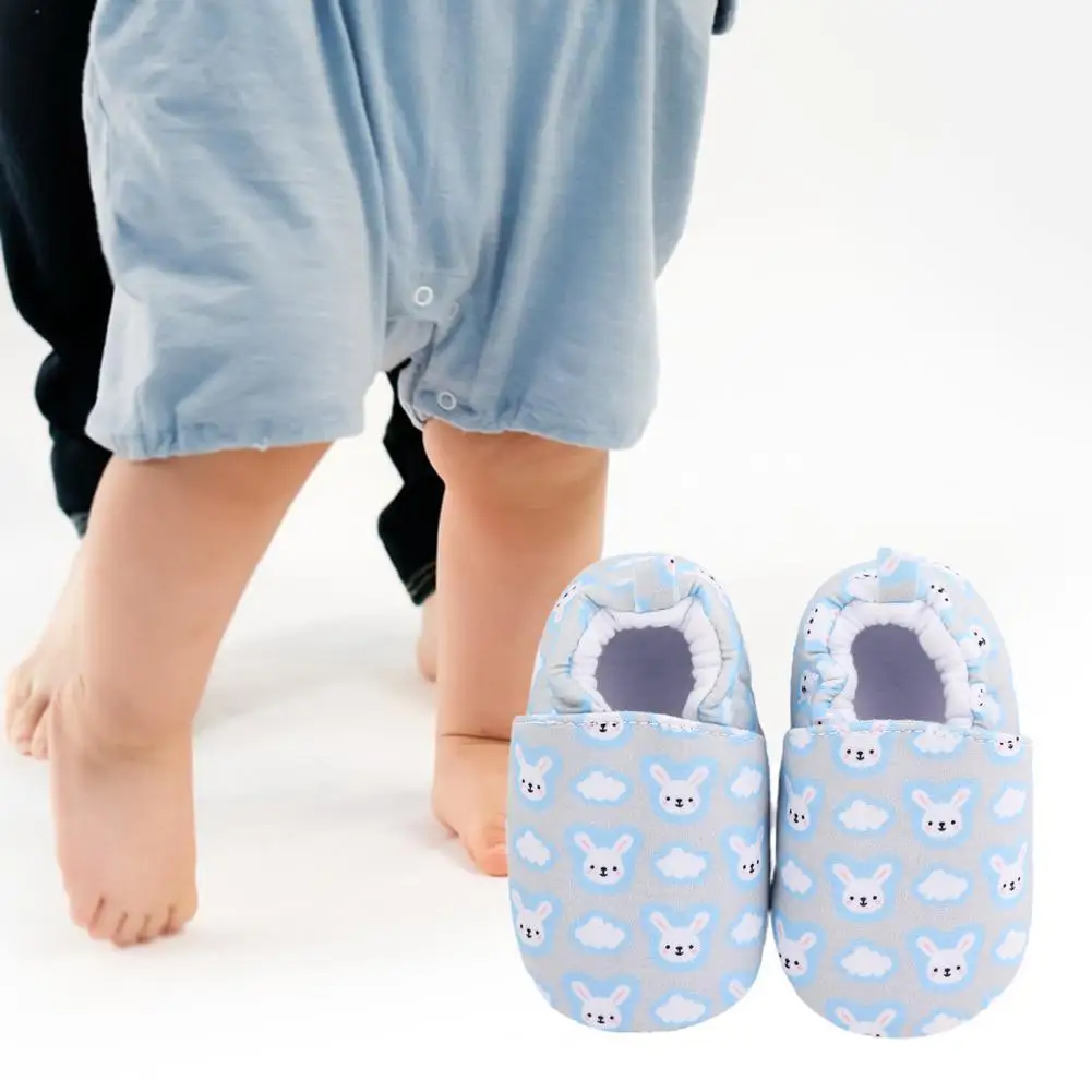 

1 Pair Baby Shoes Random Color Cartoon Pattern Wear-resistant Breathable Toddles Unisex Crib Shoes Baby Shoes Infant Accessories