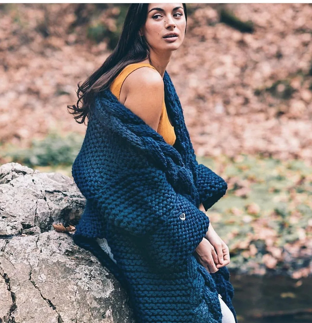 2021 Sweaters Autumn Thick Knit Cardigans Mohair Oversized Long Handmade Fashion Pullovers Scarf Collar Cardigan |
