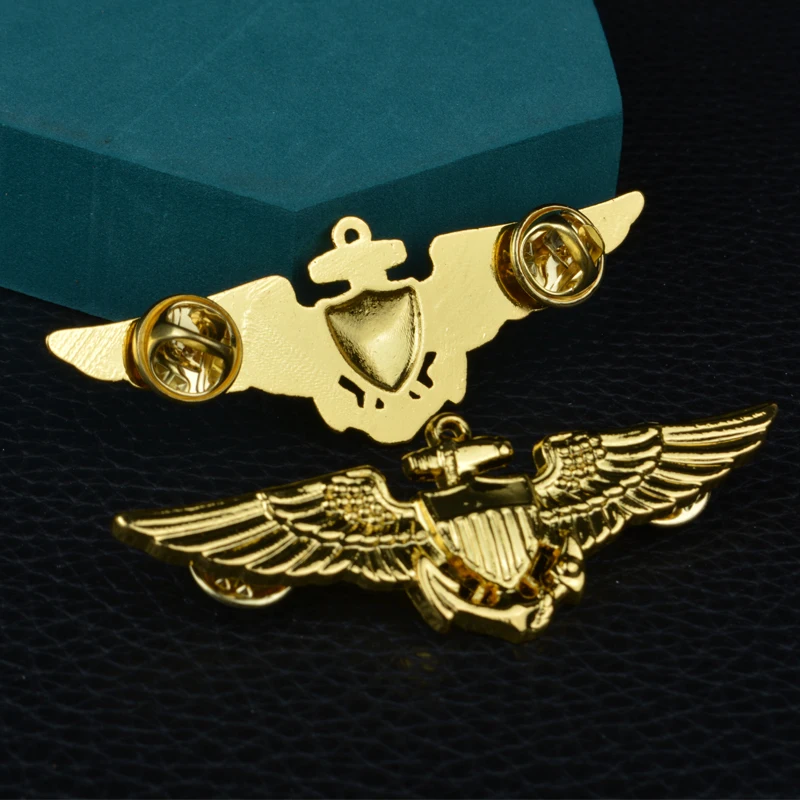 Американский промежуточный пилот позолоченный металлический значок креативный