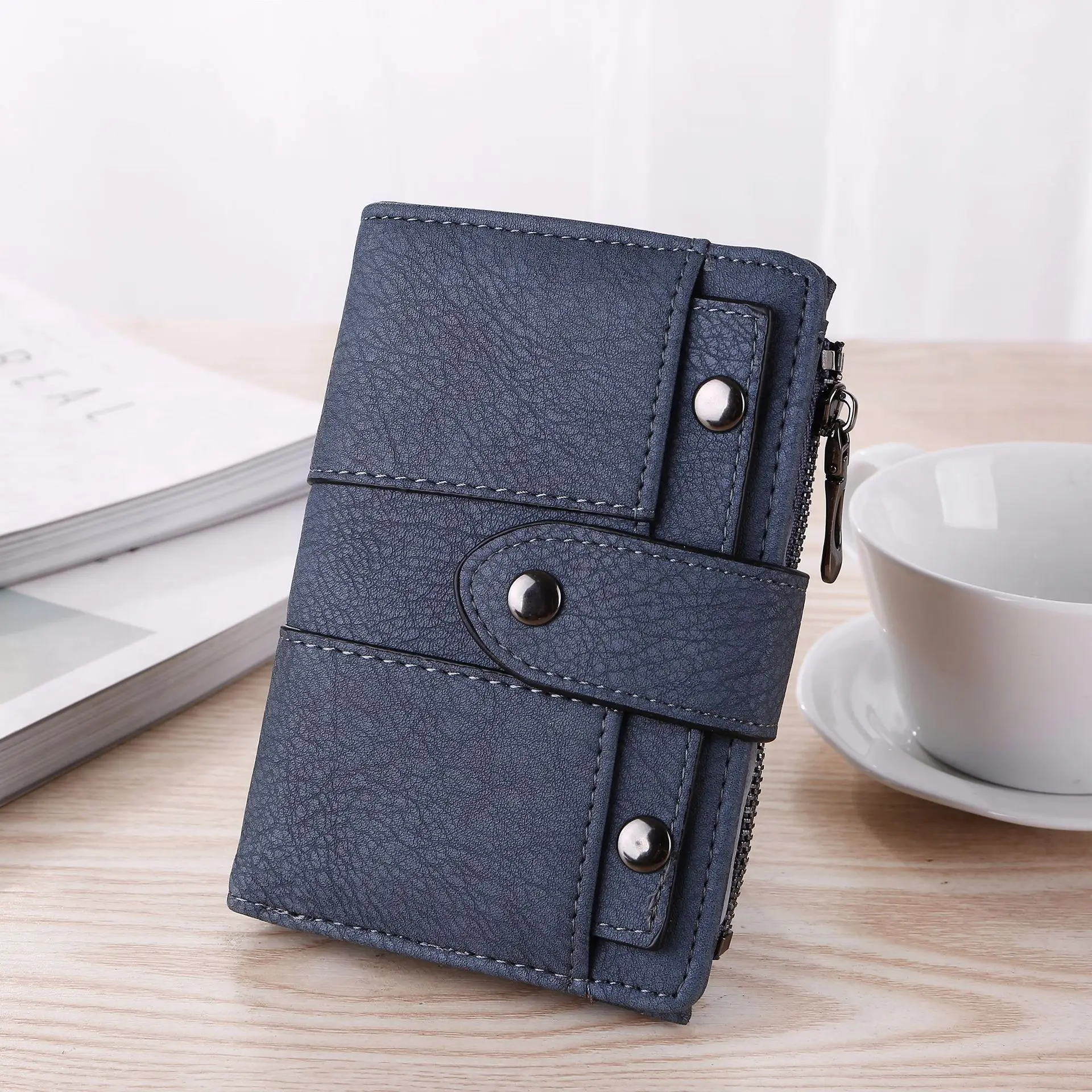 

Dames portemonnee eenvoudige retro klinknagel korte portemonnee portemonnee kaarttas meisje clutch kleine portemonnee