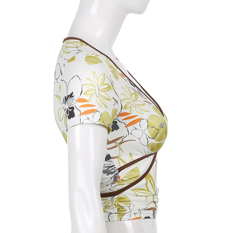 

Sweetown V Neck Slim Cute Baby Tee Y2K Aesthetic Short Sleeve Woman Tshirts Floral Print Contrast Patchwork E Girl Tops Summer