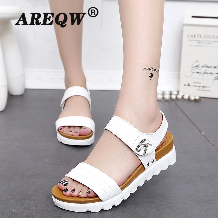 

2021 г., летние женские сандалии новые женские сандалии в студенческом стиле низкий клиновидный каблук, повседневная женская обувь модная кож...