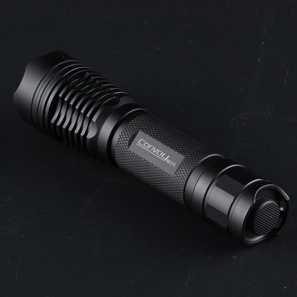 Светодиодный портативный светильник онарик Convoy M21B с Luminus SST40 фонарь EDC 21700/18650 для